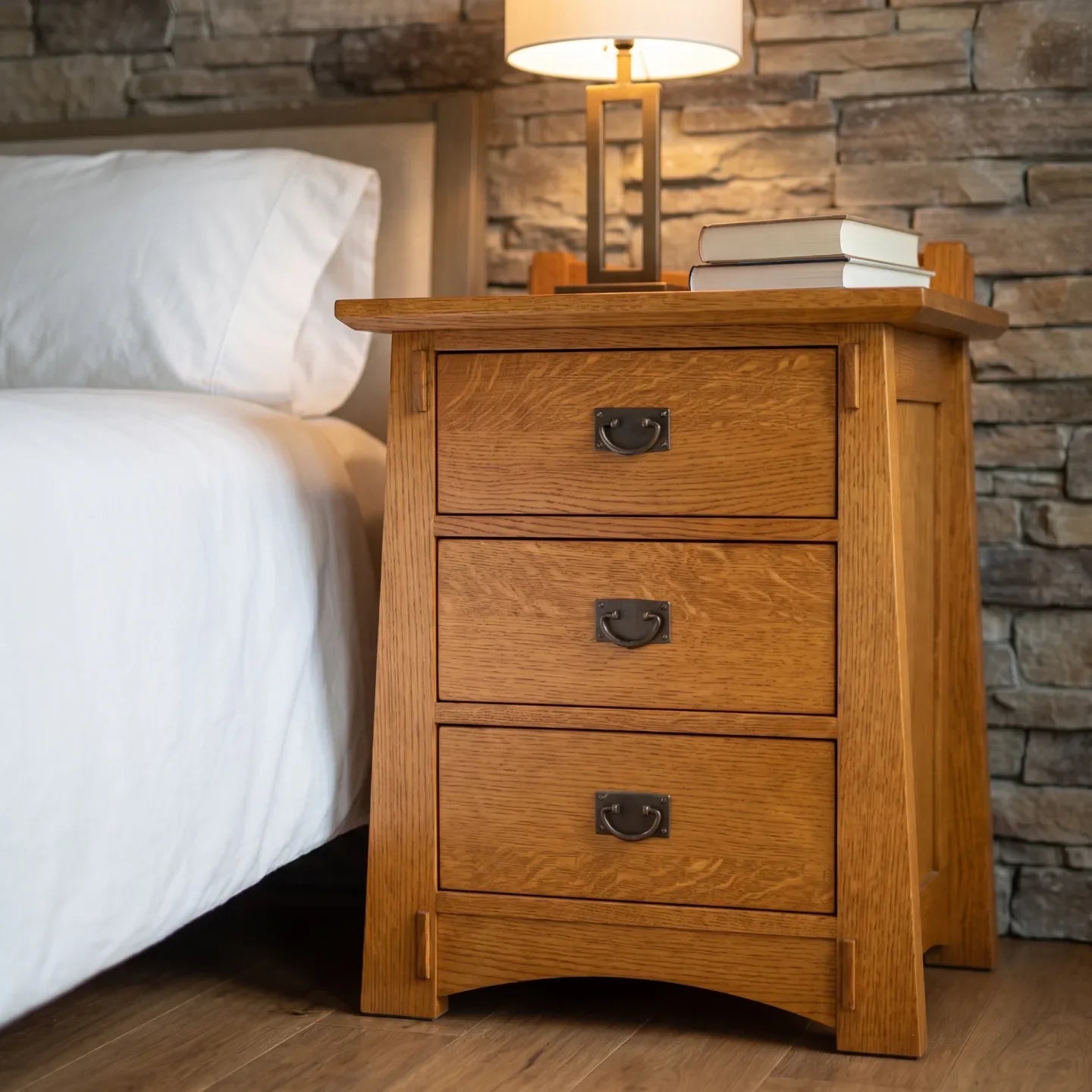 Bungalow 3-Drawer Nightstand - Country