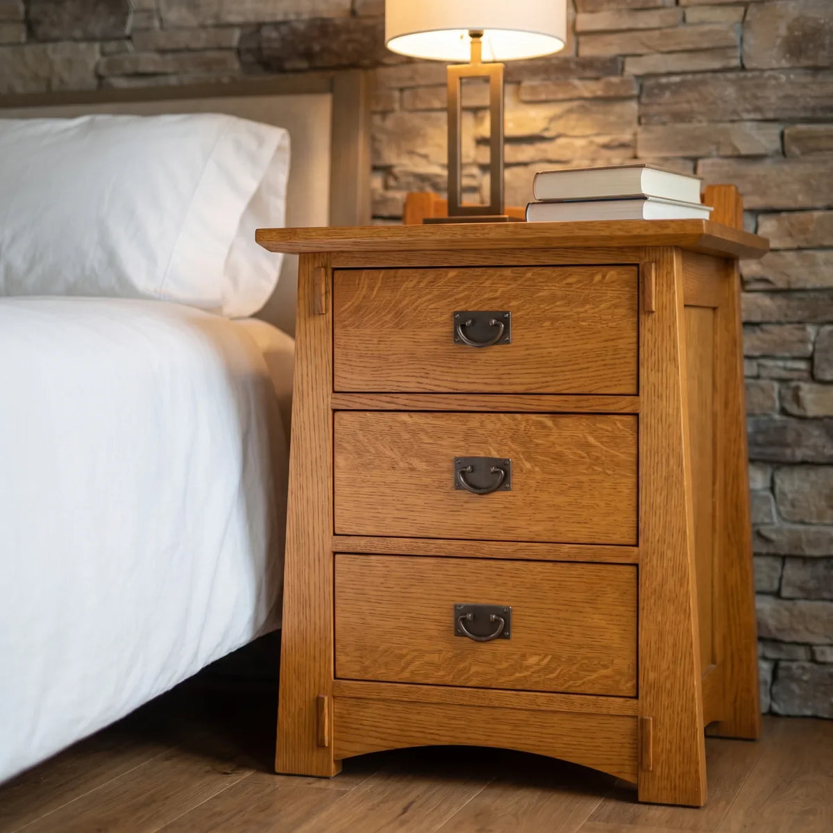 Bungalow 3-Drawer Nightstand - Country