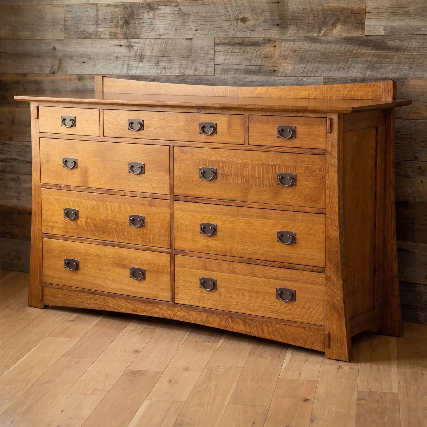 Bungalow 9-Drawer Dresser - Country