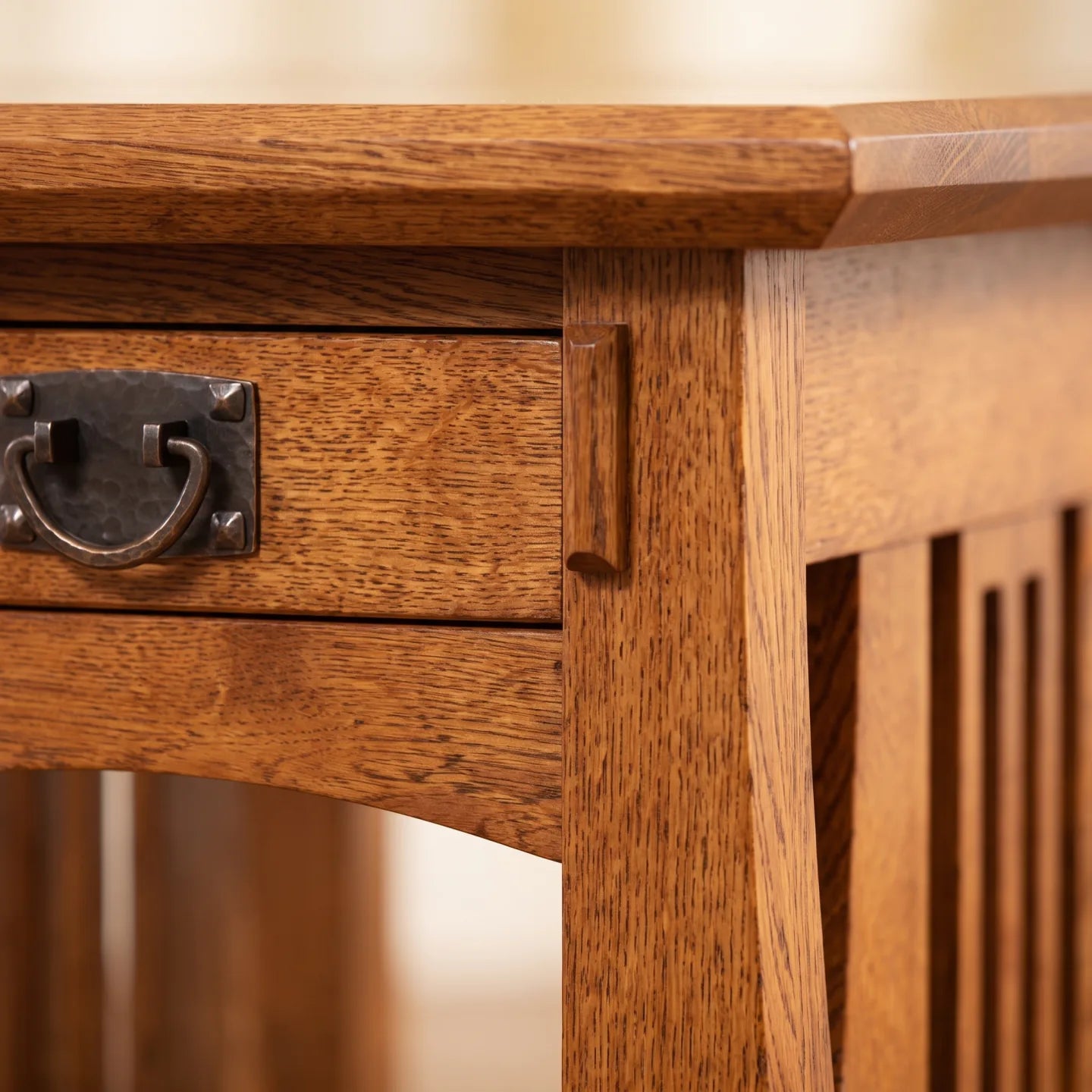 Bungalow End Table - Antique Brown