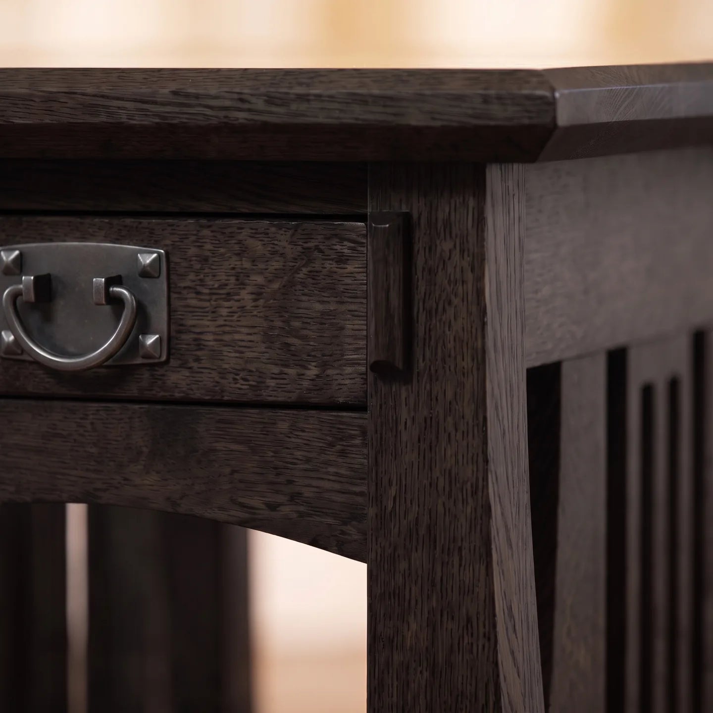 Bungalow End Table - Black