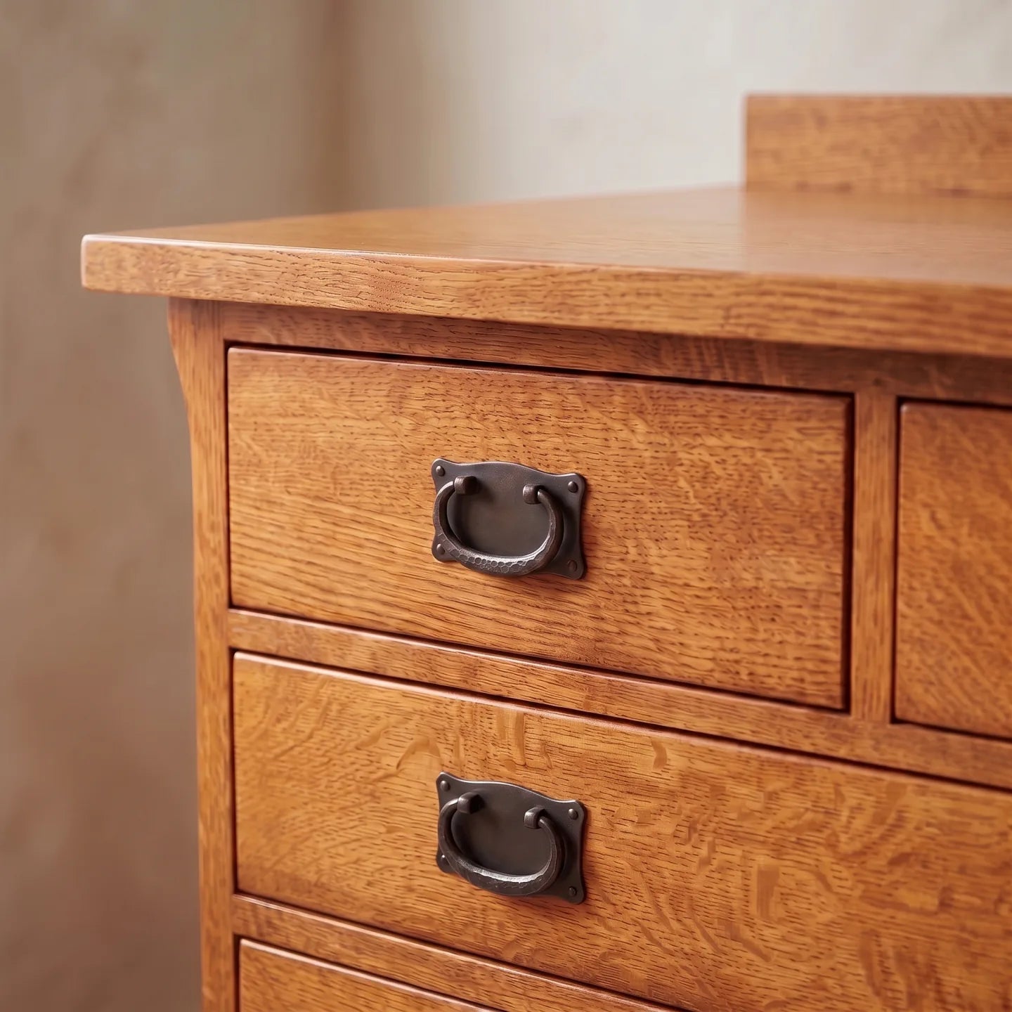 Mission 10-Drawer Dresser - Country