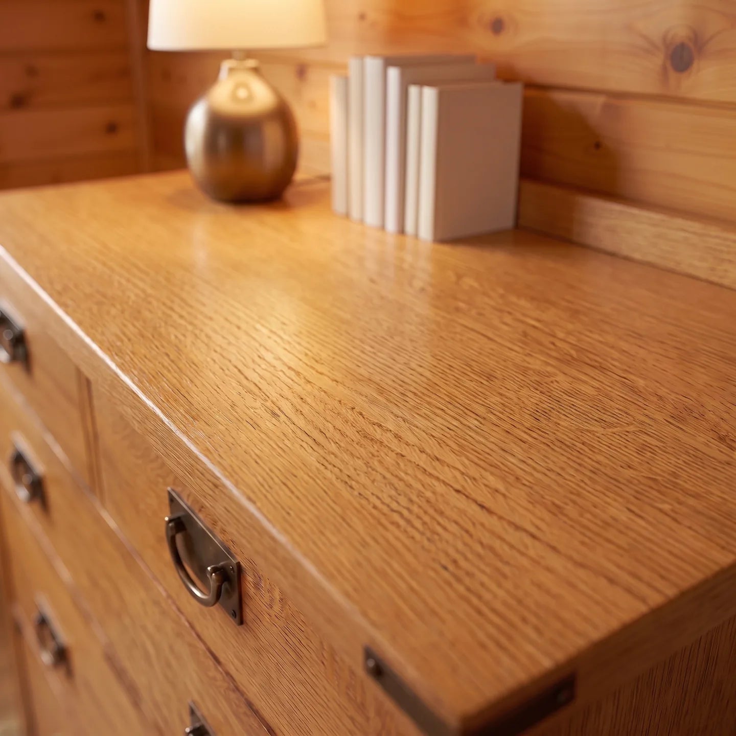 Bungalow 7-Drawer Bedroom Chest - Country