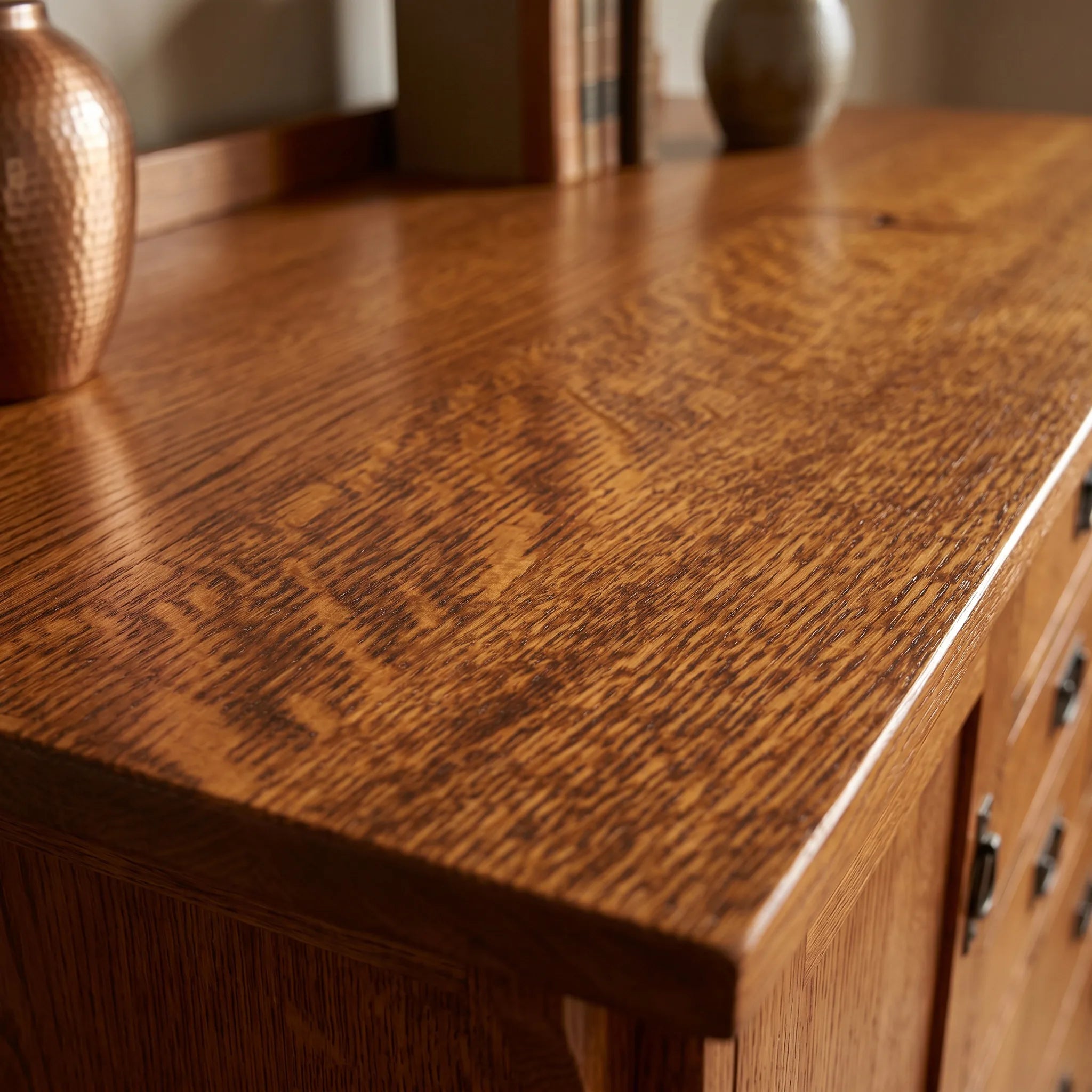 Mission 9-Drawer Bedroom Chest - Solid Oak — quarter-sawn wood grain detail